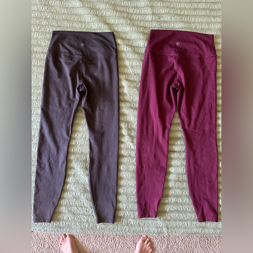 2 Hollister Gilly Hicks Recharge Leggings